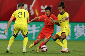 通过联合举