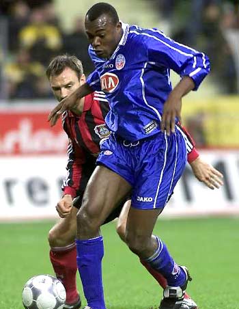 僅鼓舞了隊 僅鼓舞了隊